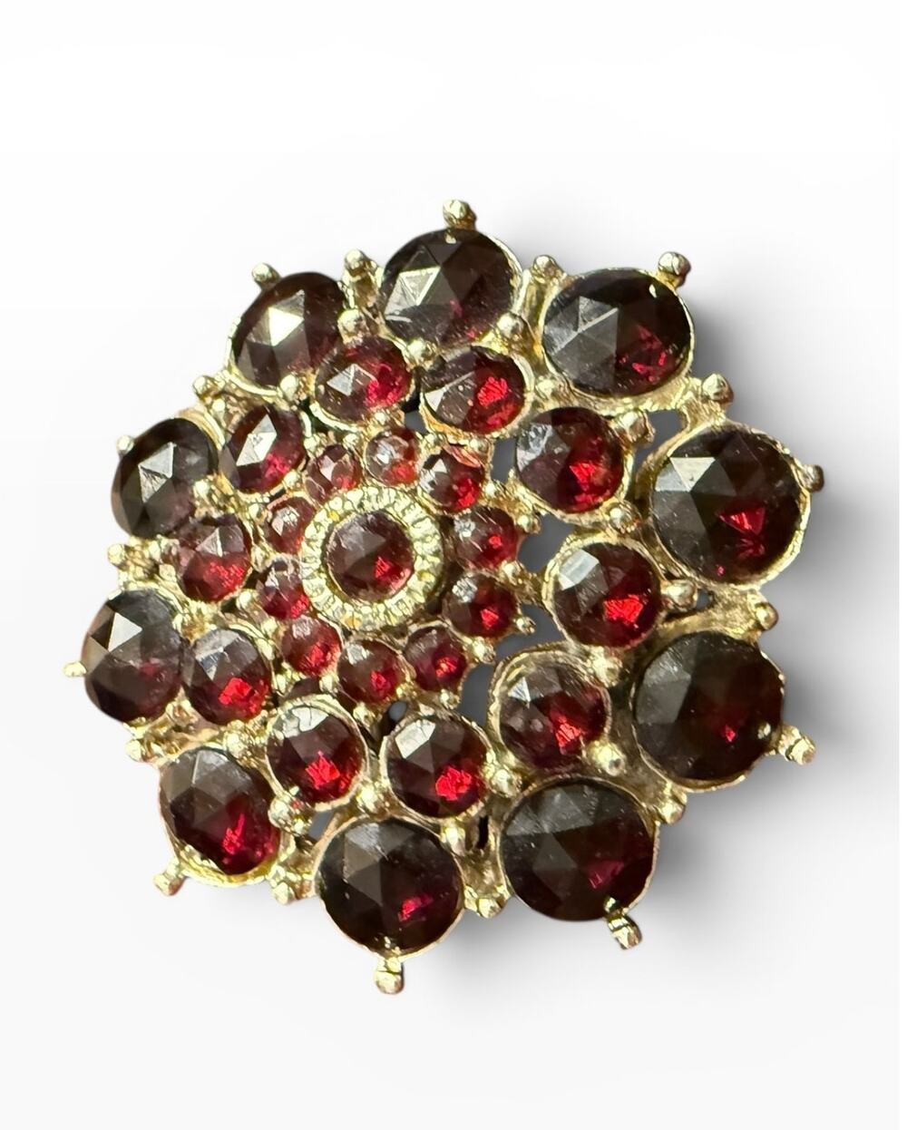 Garnet Red Rose Cut Rhinestone Cluster Brooch Gold Tone Round 1.5"